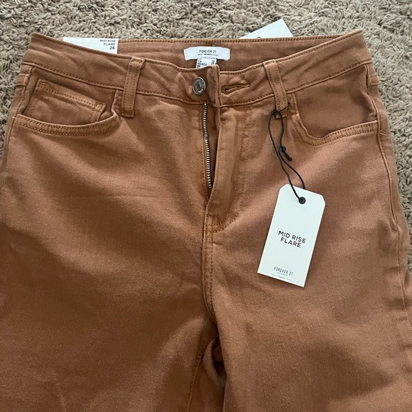 NWT Mid-Rise Flare Pants in Brown - Picture 5 of 11